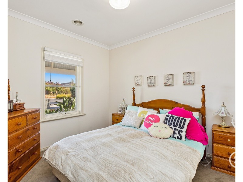 9 Caribou Place, Point Cook VIC 3030