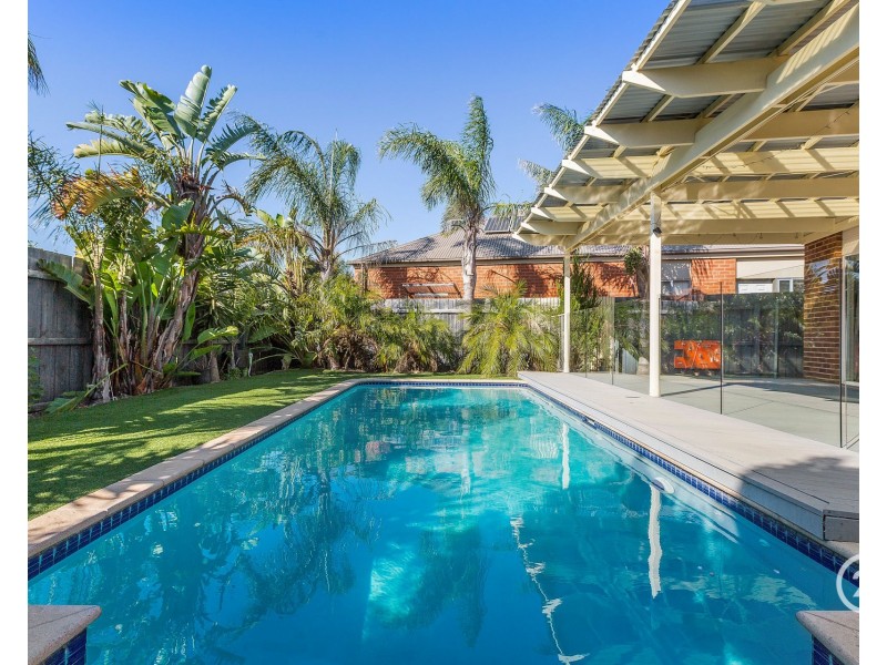 9 Caribou Place, Point Cook VIC 3030