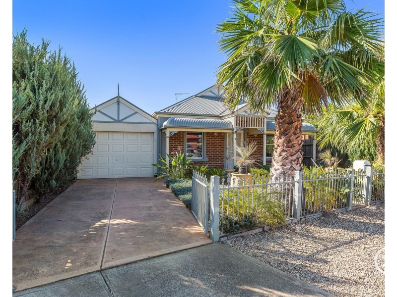 9 Caribou Place, Point Cook VIC 3030