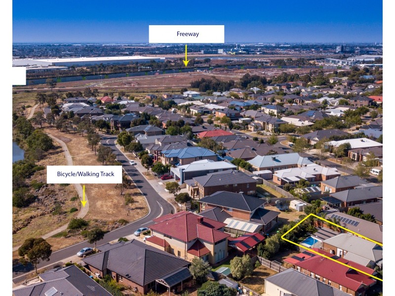 9 Caribou Place, Point Cook VIC 3030