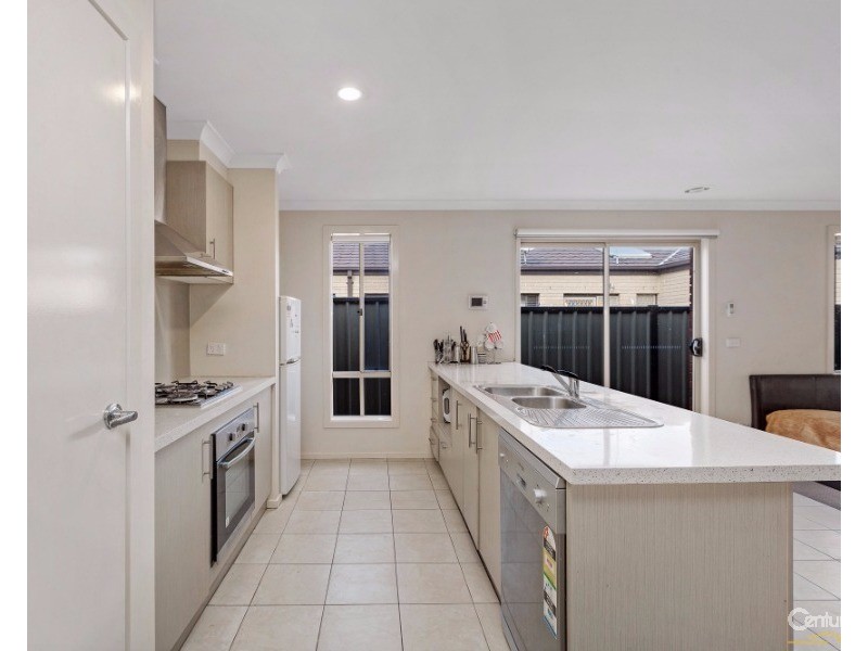 22 Bliss Street, Point Cook VIC 3030