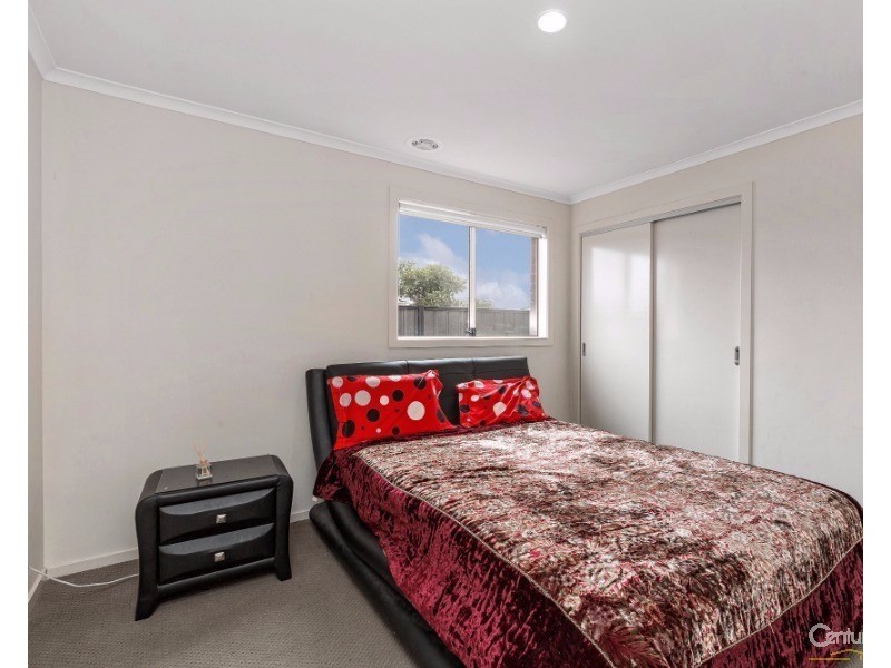 22 Bliss Street, Point Cook VIC 3030