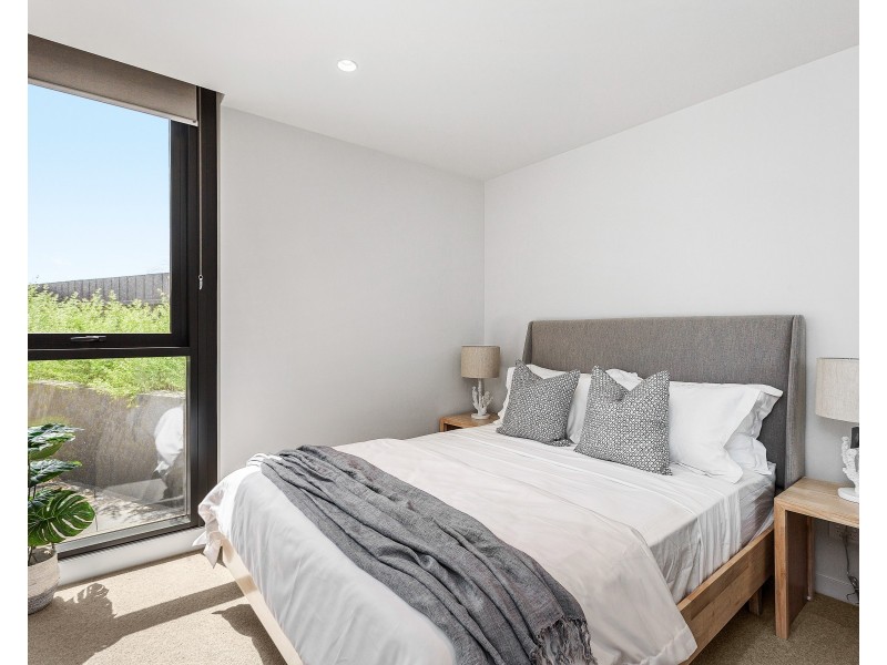 112/33 Quay Boulevard, Werribee South VIC 3030