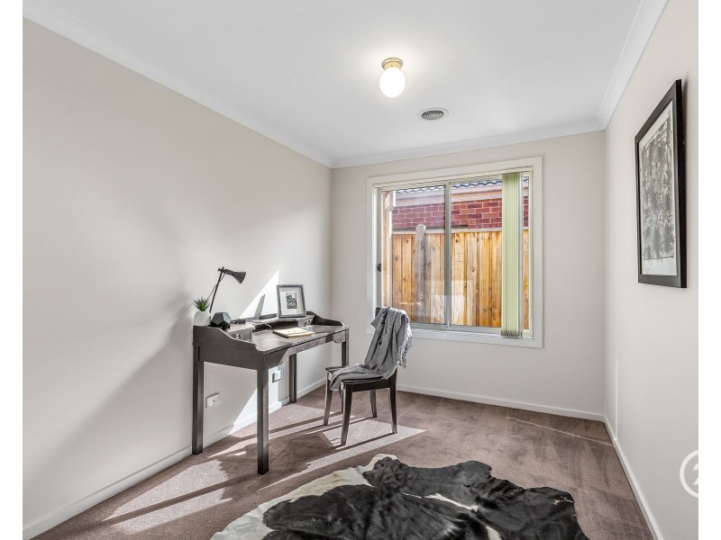 39 Tropic Circuit, Point Cook VIC 3030
