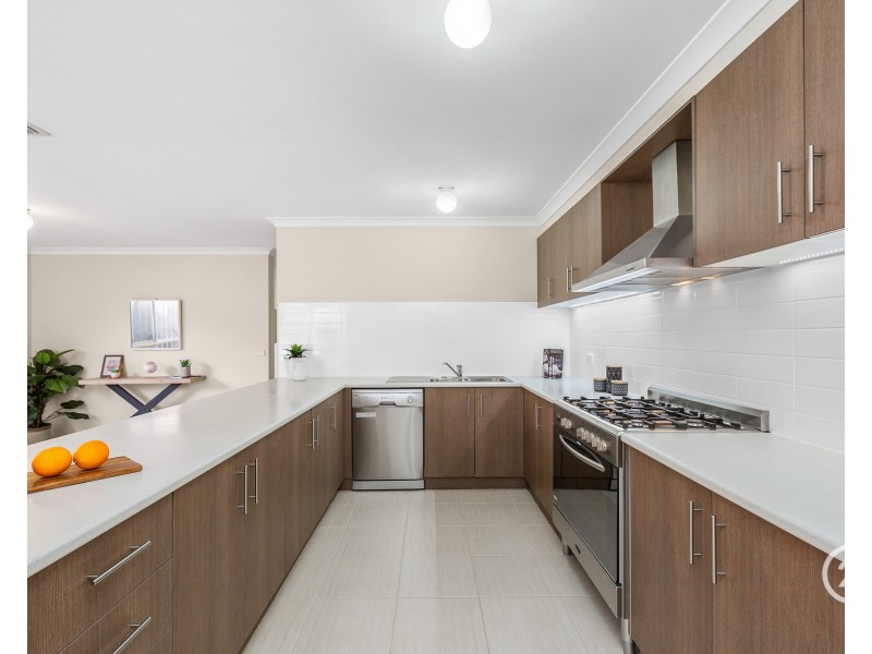 39 Tropic Circuit, Point Cook VIC 3030