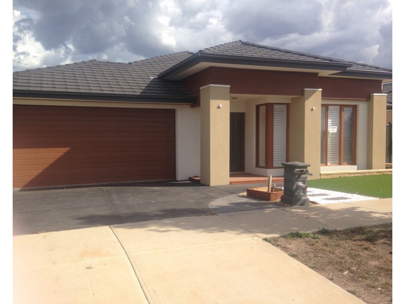 27 Elland Circuit, Truganina VIC 3029