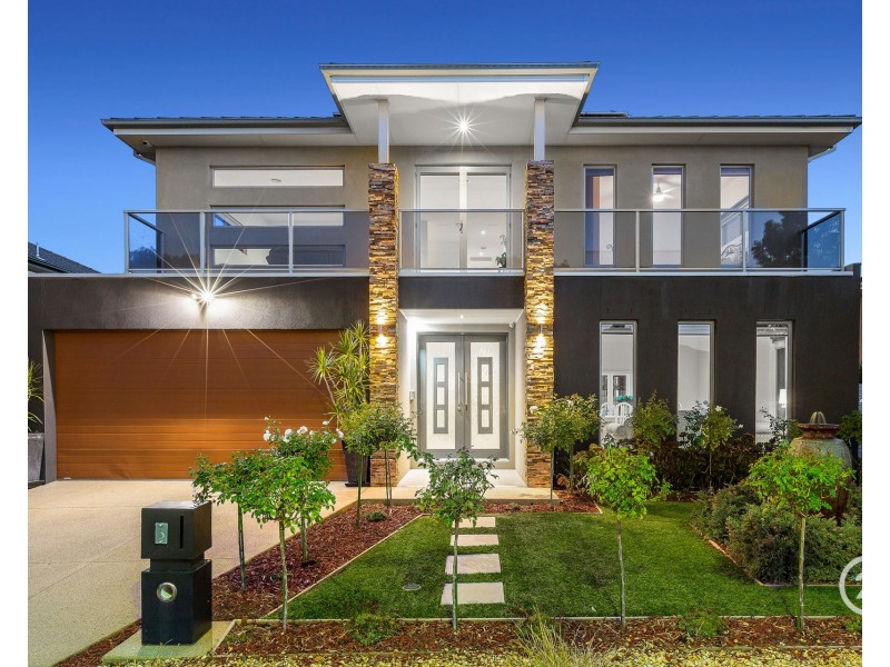 3 Sunseeker Chase, Sanctuary Lakes VIC 3030