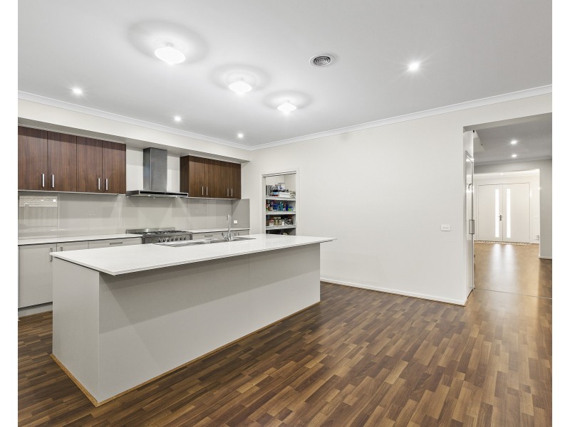 23 Aquatic Drive, Werribee South VIC 3030