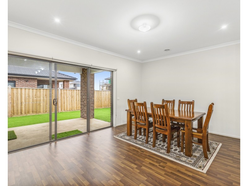 23 Aquatic Drive, Werribee South VIC 3030