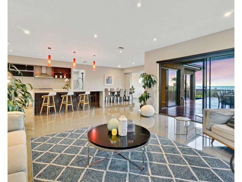 14 Starboard Way, Werribee South VIC 3030