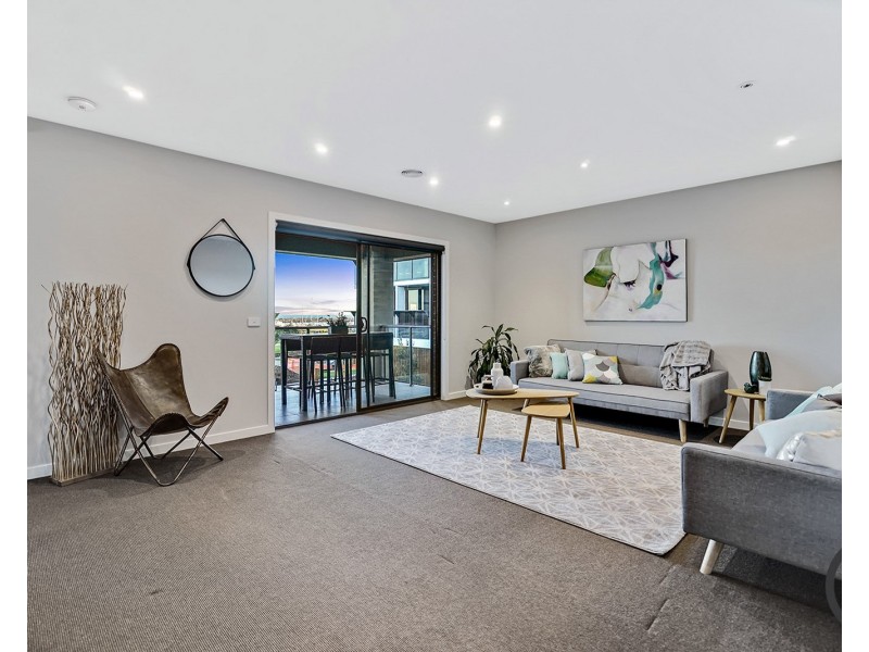 14 Starboard Way, Werribee South VIC 3030