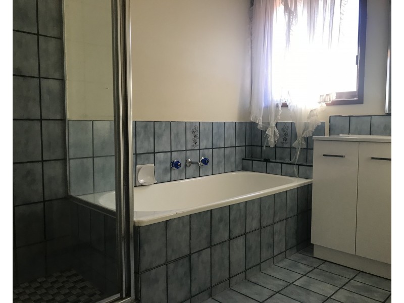 9 Berrigan Court, Werribee VIC 3030