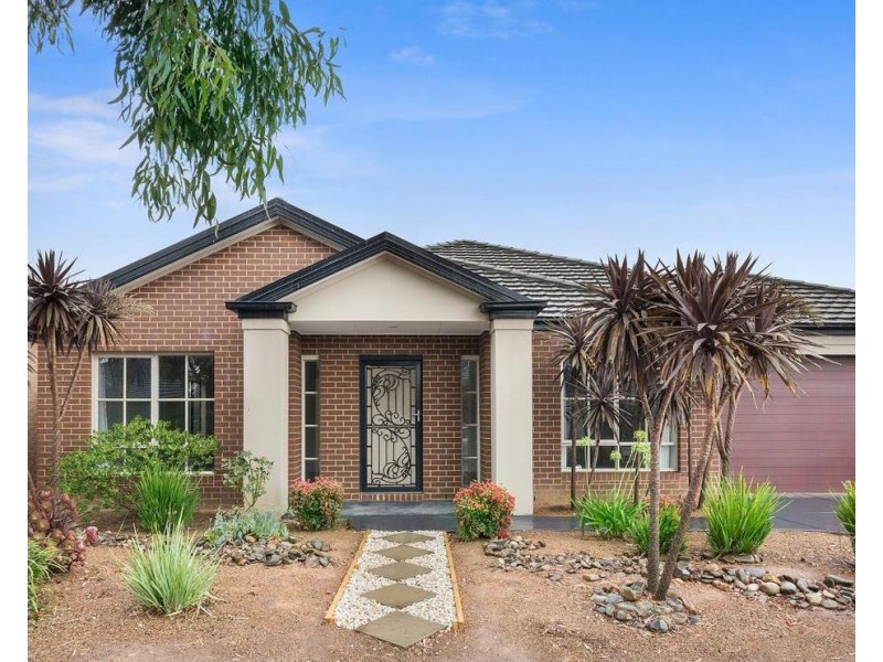5 Pinoak Street, Point Cook VIC 3030