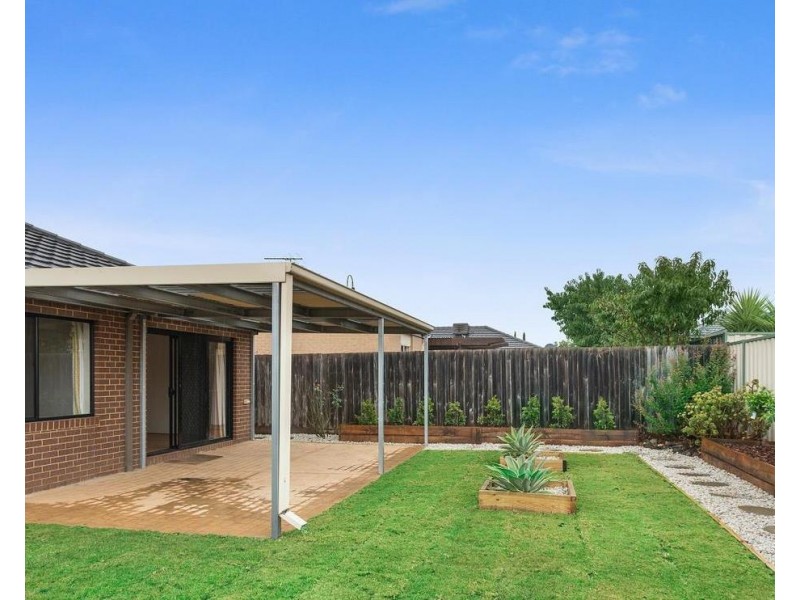 5 Pinoak Street, Point Cook VIC 3030