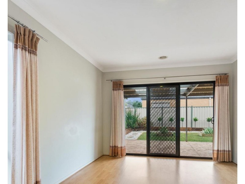 5 Pinoak Street, Point Cook VIC 3030
