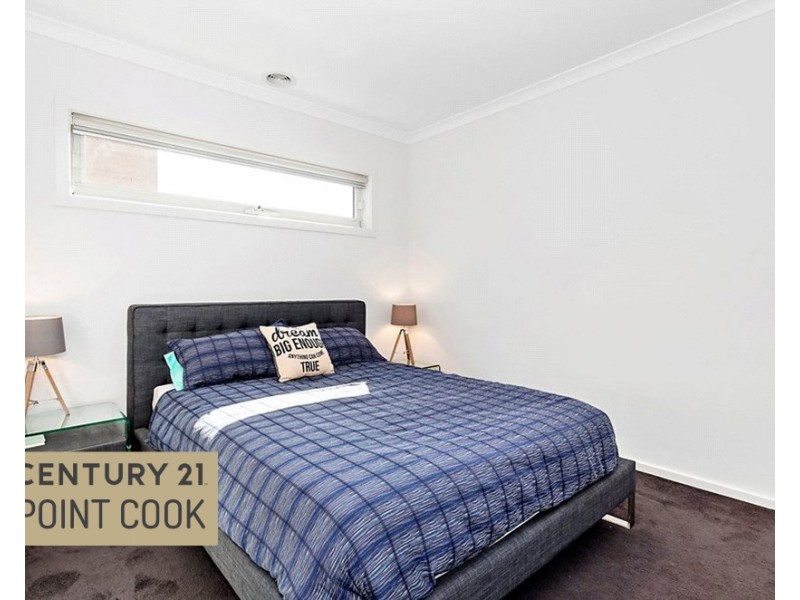 31 Neighbourhood Grove, Point Cook VIC 3030