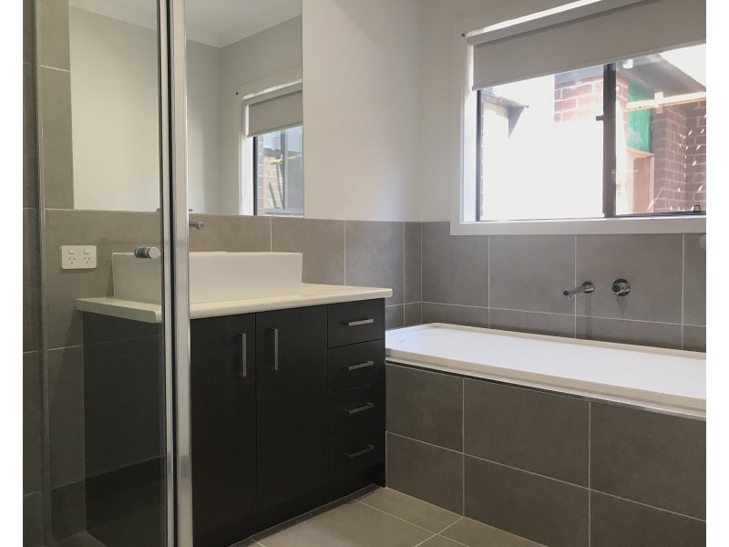 40  Constantine Drive, Point Cook VIC 3030