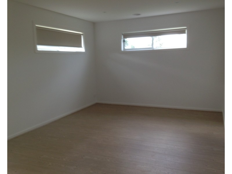 20 Sunnybank Drive, Point Cook VIC 3030