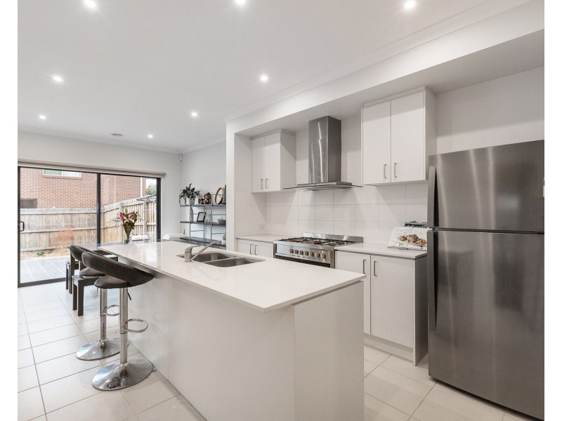 91 Sunnybank Drive, Point Cook VIC 3030