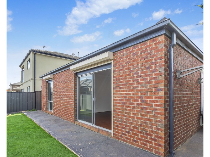 32 Everholme Drive, Truganina VIC 3029