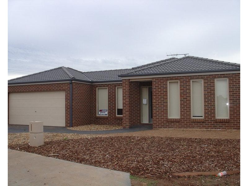 34 Ribbon Gum Drive, Tarneit VIC 3029