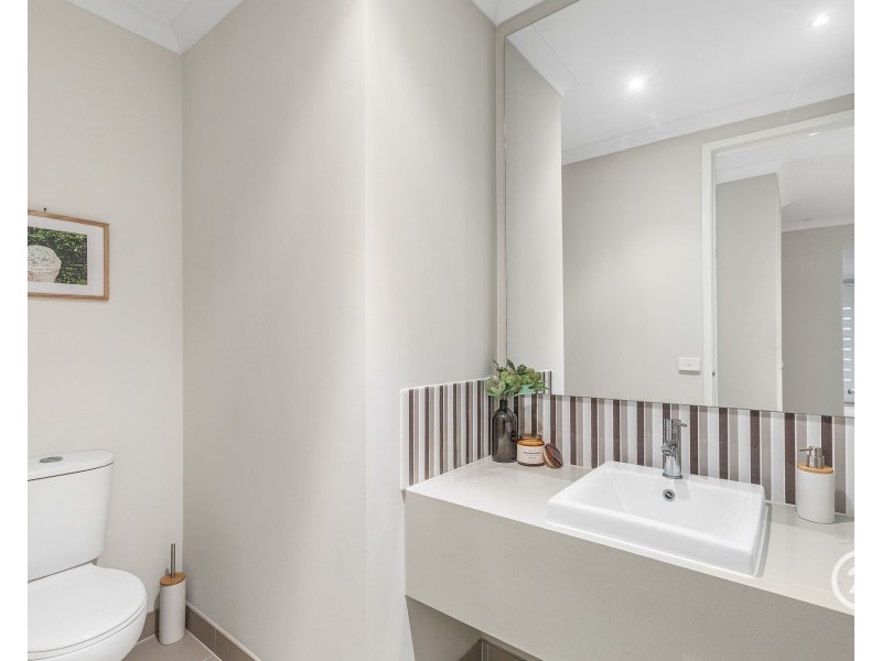 12 Surrey Grove, Point Cook VIC 3030