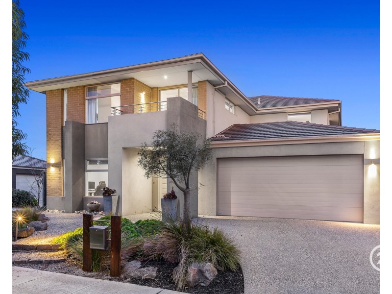 12 Surrey Grove, Point Cook VIC 3030