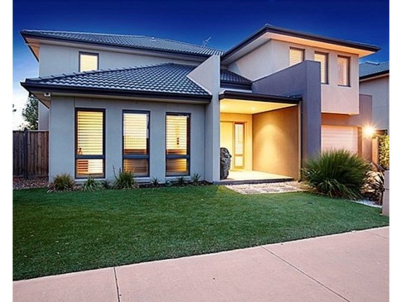 226 Sanctuary Lakes North Boulevard, Point Cook VIC 3030