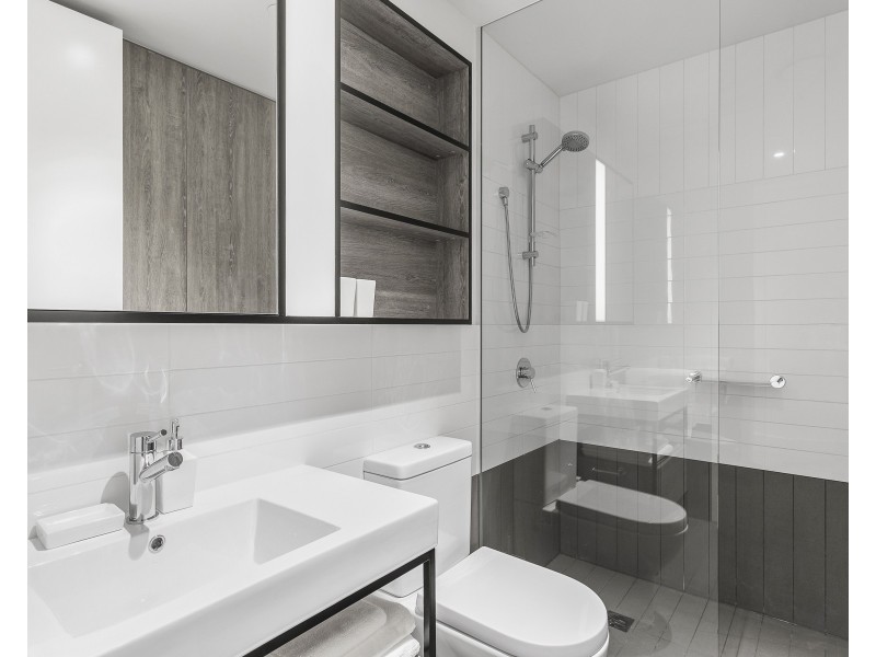 128/33 Quay Boulevard, Werribee South VIC 3030