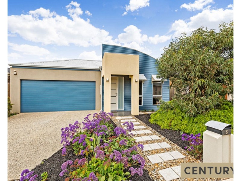 5 Oceanwave Parade, Point Cook VIC 3030