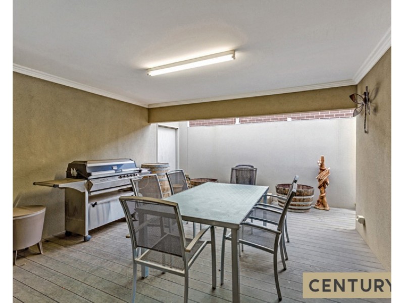 5 Oceanwave Parade, Point Cook VIC 3030