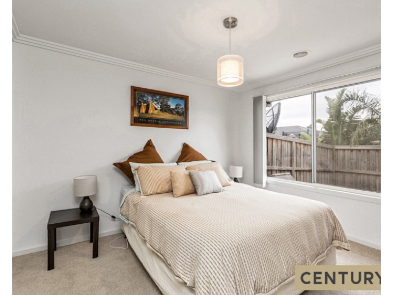 5 Oceanwave Parade, Point Cook VIC 3030