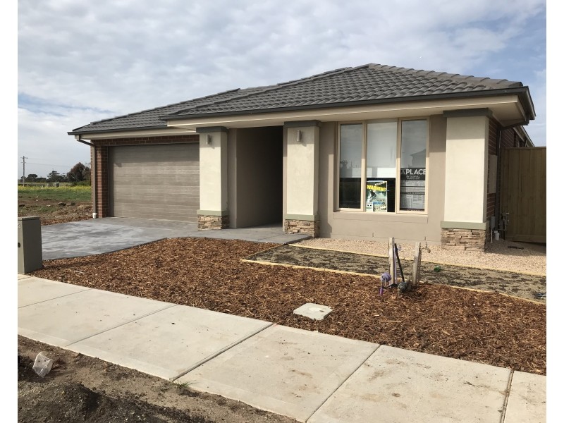 22 Origin Drive, Tarneit VIC 3029