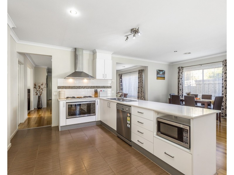 3 Lomandra Street, Point Cook VIC 3030