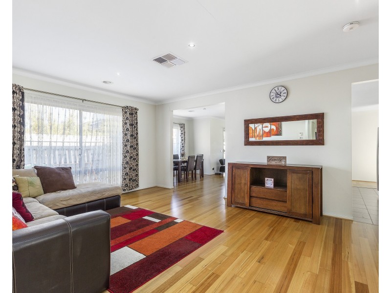 3 Lomandra Street, Point Cook VIC 3030
