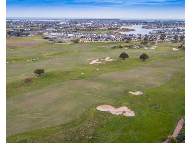 34/1 Greg Norman Drive, Sanctuary Lakes VIC 3030