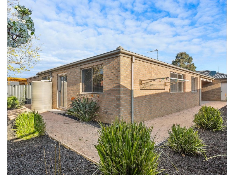 44 Breasley Parkway, Point Cook VIC 3030