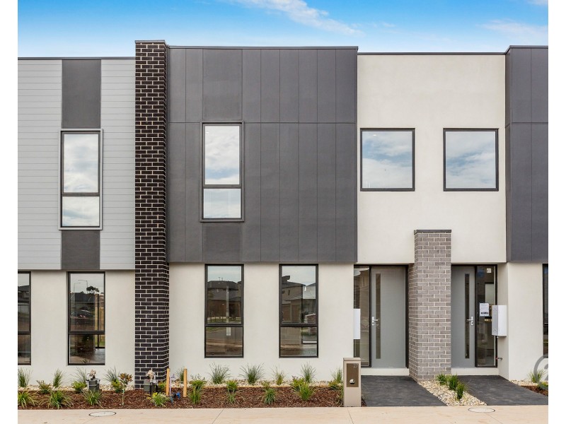 25 Gershwin Crescent, Point Cook VIC 3030