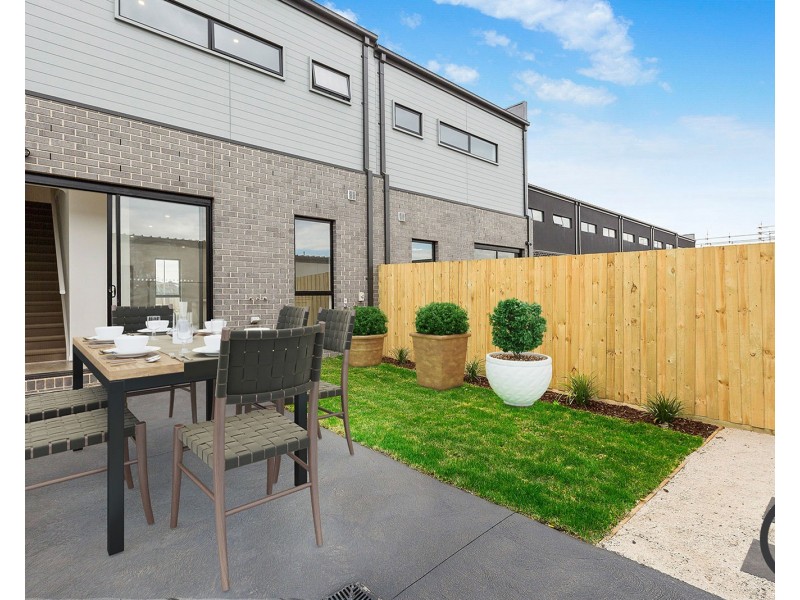 25 Gershwin Crescent, Point Cook VIC 3030