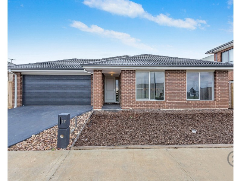 17 Sorrenberg Street, Point Cook VIC 3030