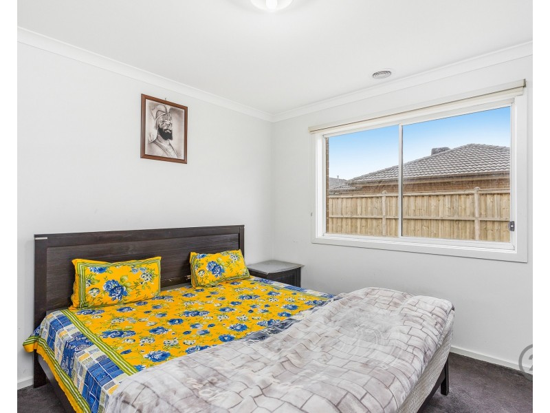 17 Sorrenberg Street, Point Cook VIC 3030