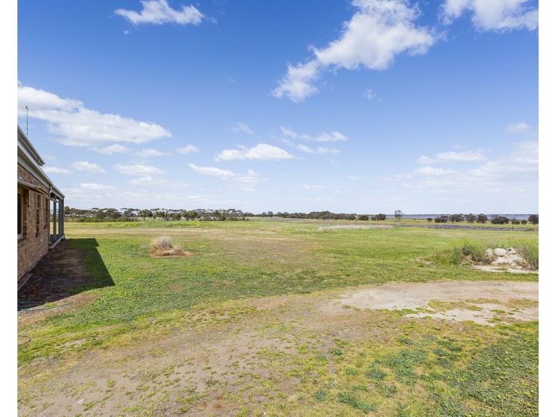 35 Point Cook Homestead Road, Point Cook VIC 3030