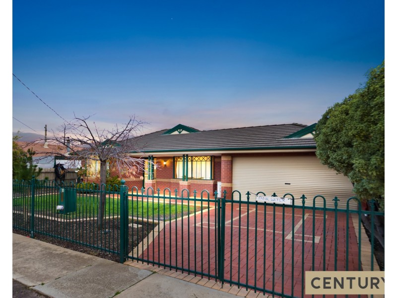 38 Wildflower Crescent, Hoppers Crossing VIC 3029