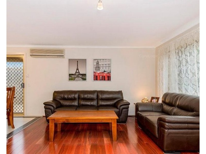 13 Newbury Street, Werribee VIC 3030