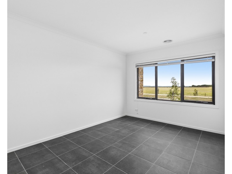 34 Hutchence Drive, Point Cook VIC 3030