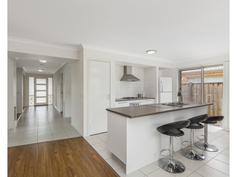 227 Saltwater Promenade, Point Cook VIC 3030