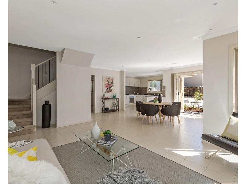 20 The Esplanade, Sanctuary Lakes VIC 3030