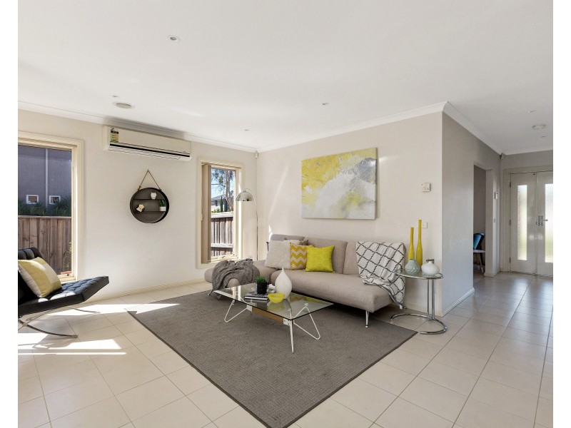 20 The Esplanade, Sanctuary Lakes VIC 3030