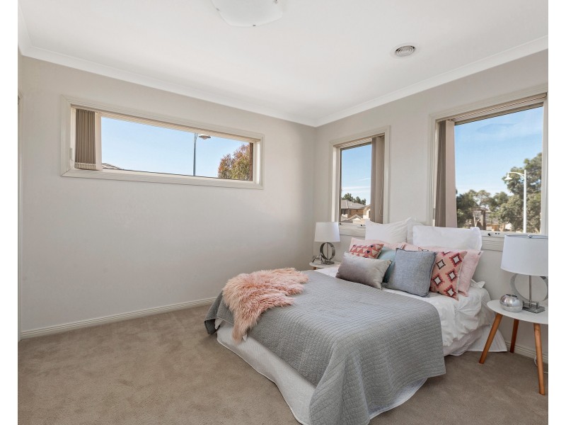 20 The Esplanade, Sanctuary Lakes VIC 3030