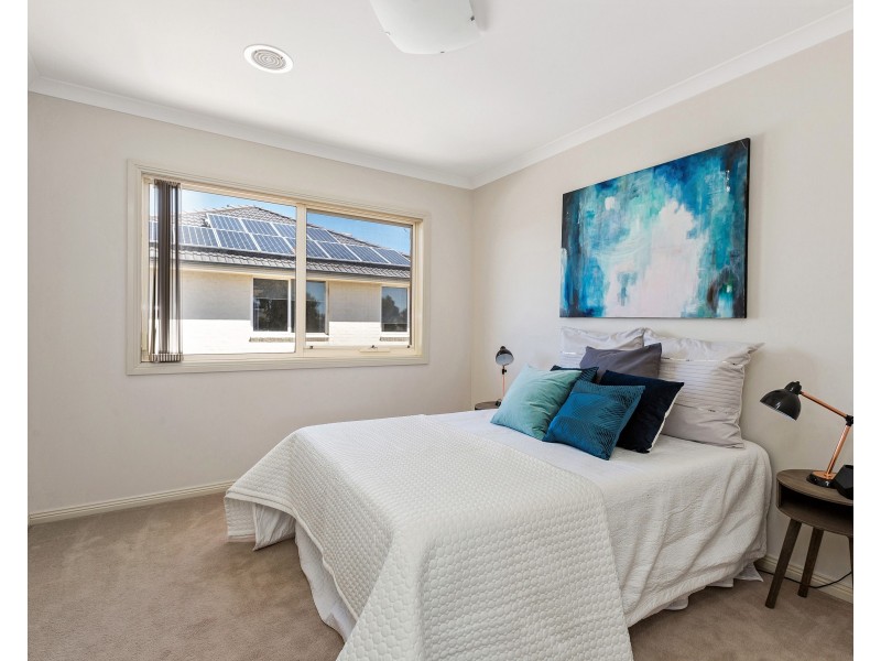 20 The Esplanade, Sanctuary Lakes VIC 3030